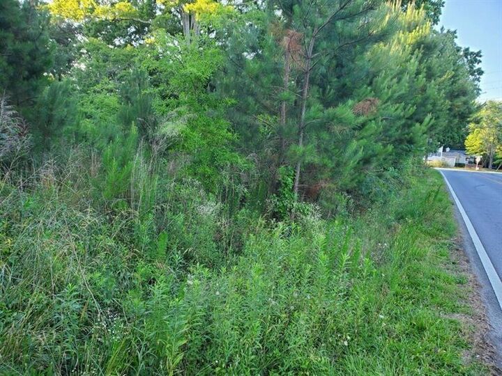 Property Photo: 5052 Hiram Lithia Springs Road GA 30127