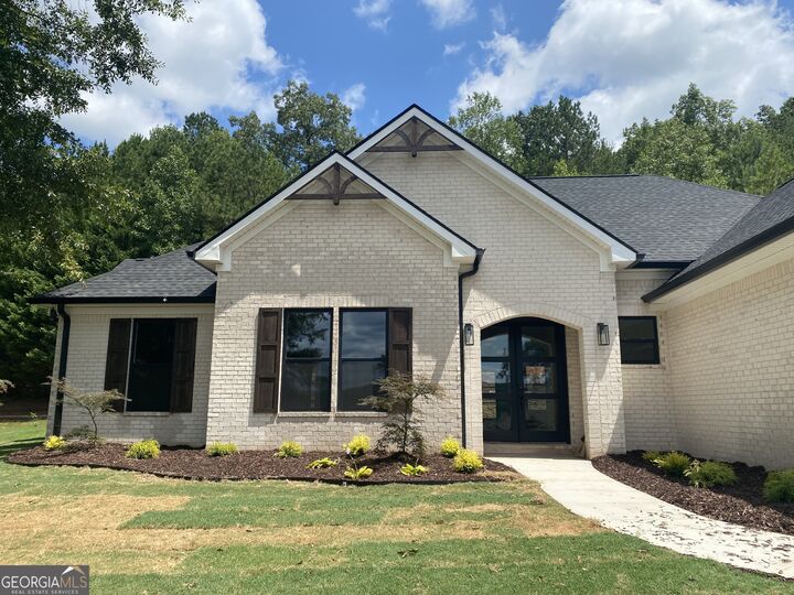 Property Photo: 4 Club View Drive SE GA 30161