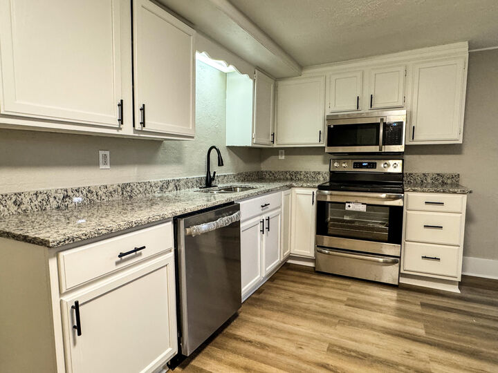Property Photo: 2208 Cheek Street TN 37406
