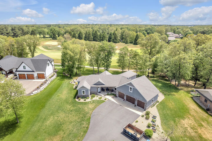 Property Photo: 10427 N 600 IN 46310
