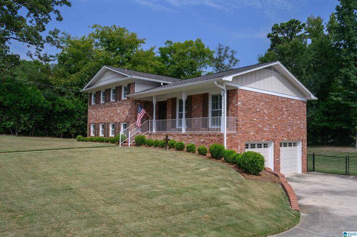 Property Photo: 2613 Swiss Lane AL 35226