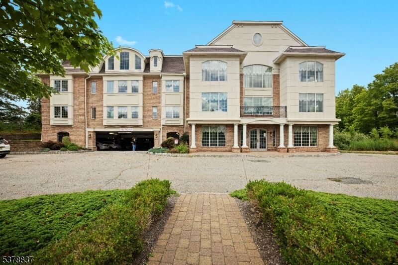 Property Photo:  16 Main St D5  NJ 07871 