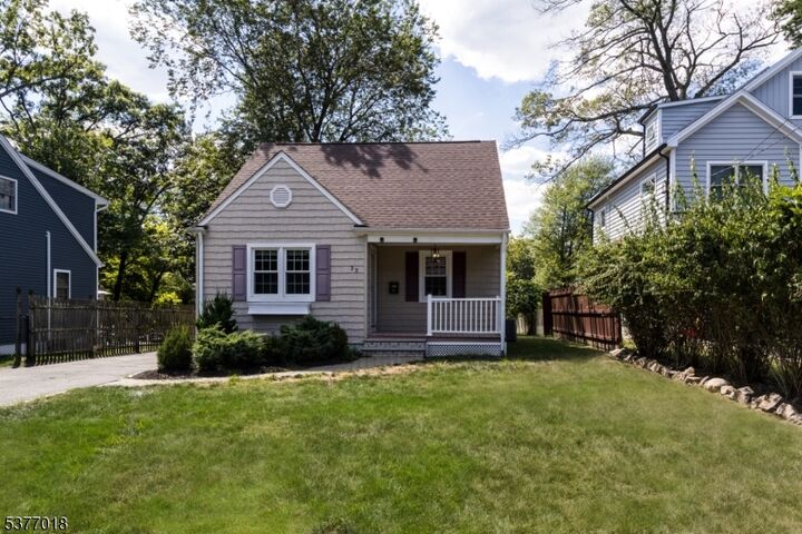 Property Photo: 33 Lee Rd NJ 07039