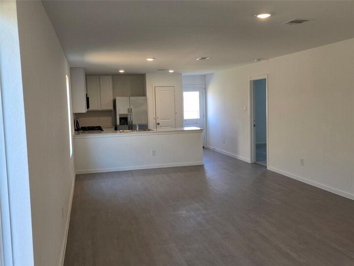 Property Photo: 9031 Rose Pelican Lane TX 77521