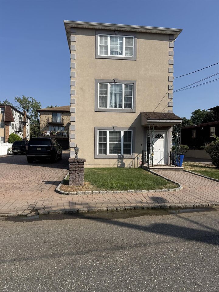 1128 Farm Rd 1  Secaucus NJ 07904 photo