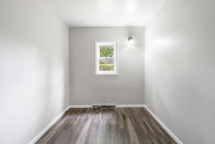 Property Photo: 1223 W 19th Street IA 50613