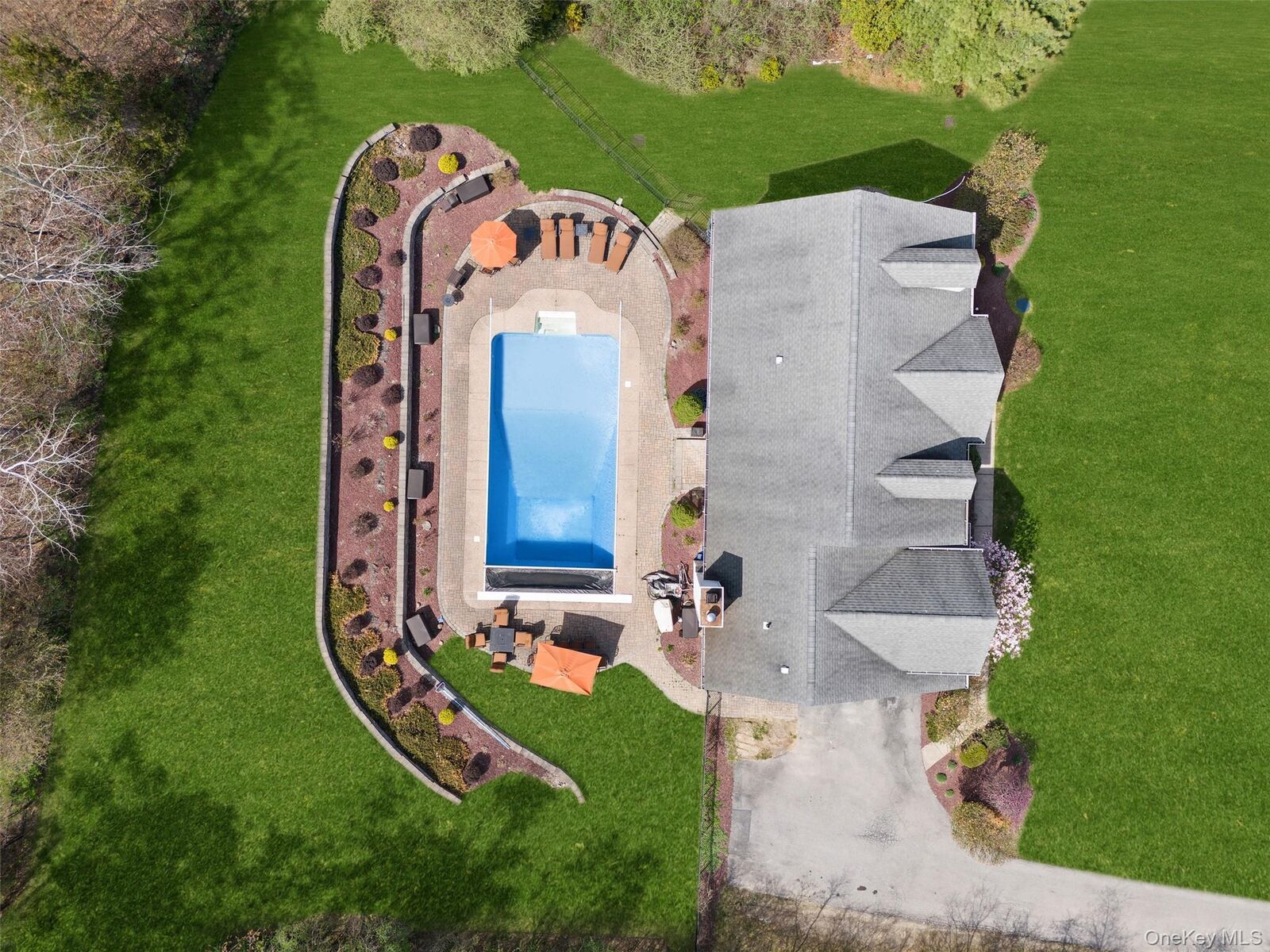 Property Photo:  79 Victor Drive  NY 12603 