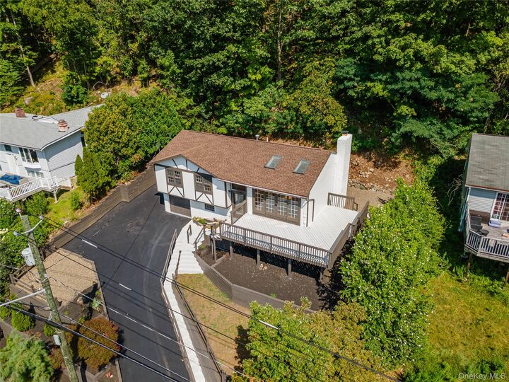 Property Photo:  64 Edgemere Avenue  NY 10925 