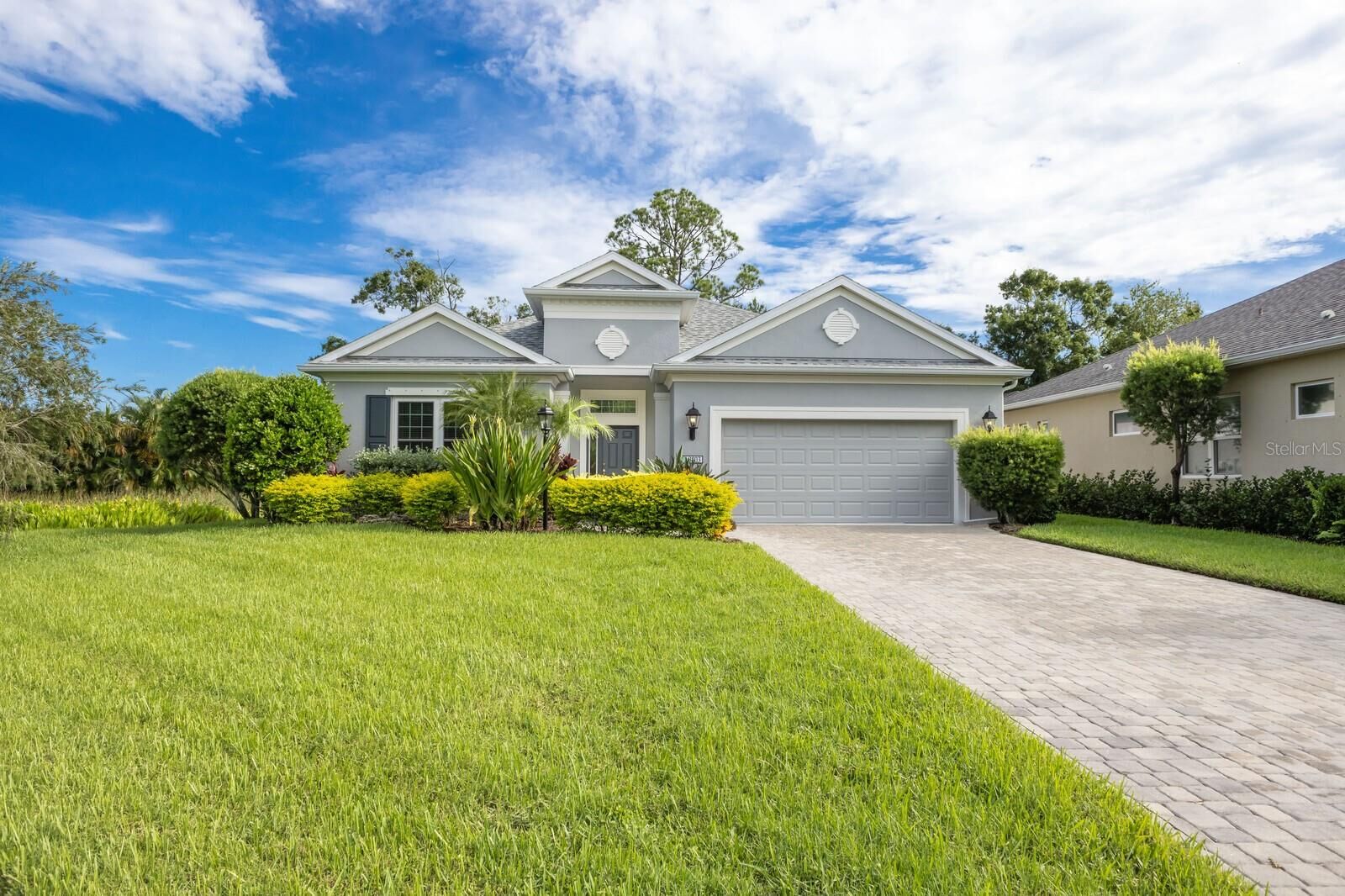 Property Photo: 3803 Woodcliff Lake Terrace FL 34243