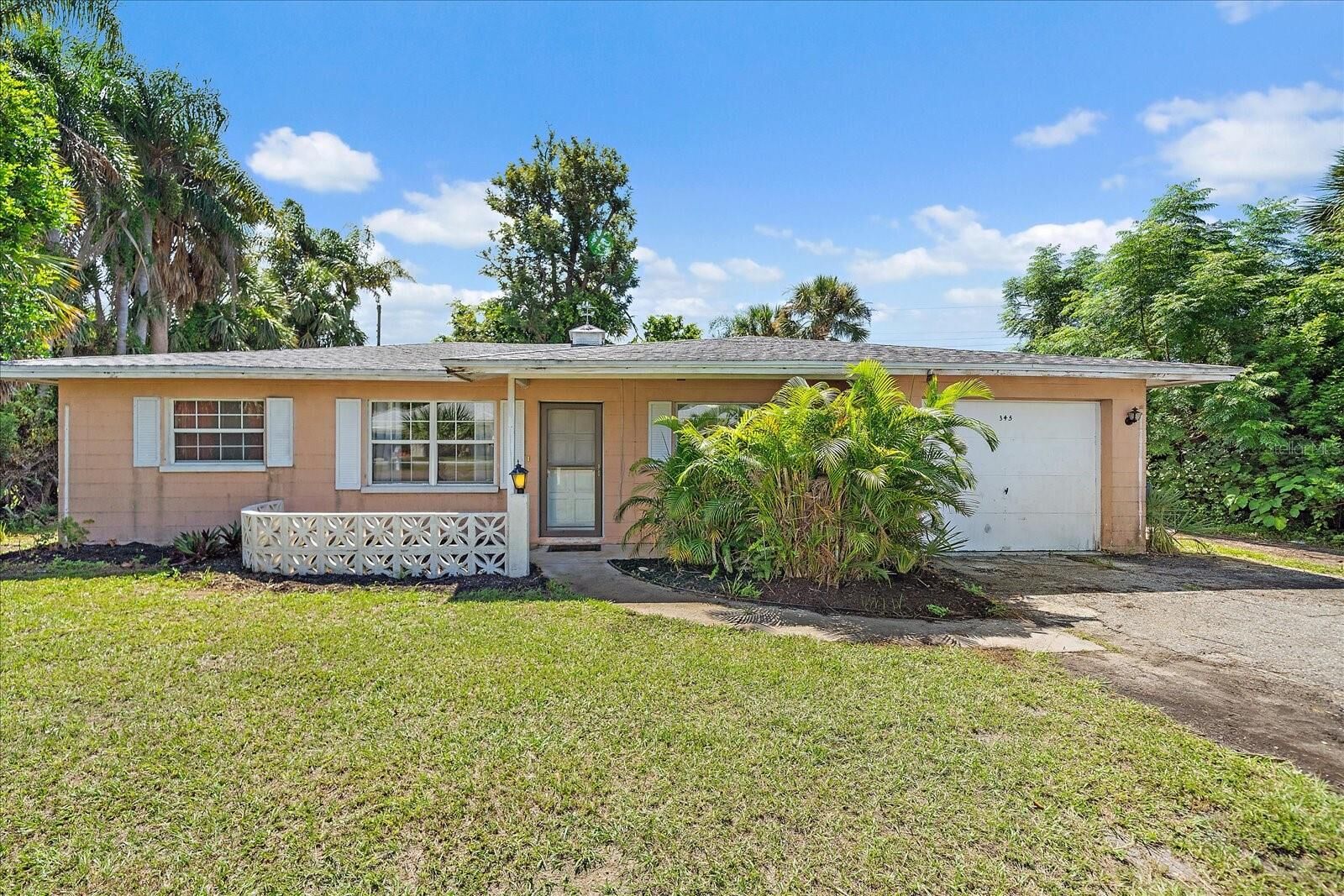 Property Photo:  345 S Venice Boulevard  FL 34293 
