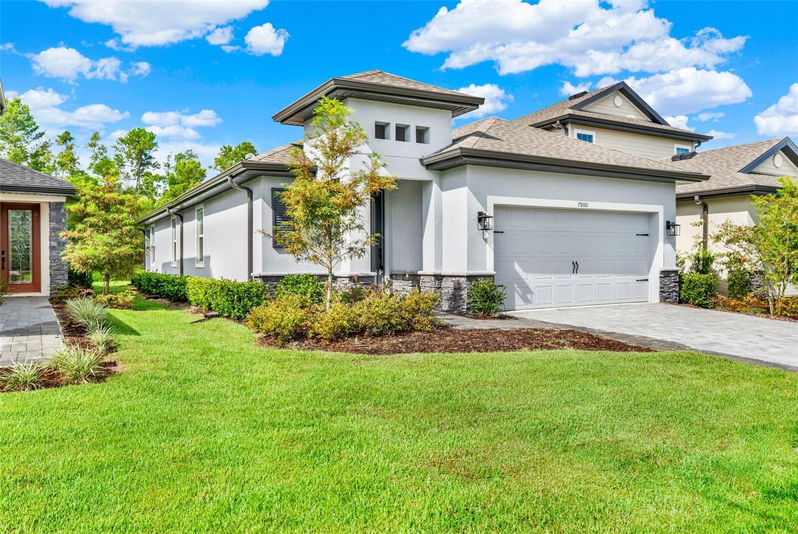 Property Photo:  7800 Somersworth Drive  FL 34747 