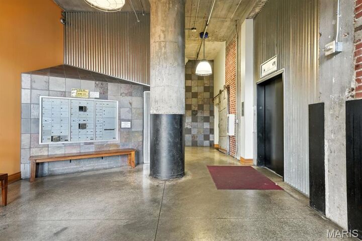 Property Photo: 1601 Washington Avenue 204 MO 63103