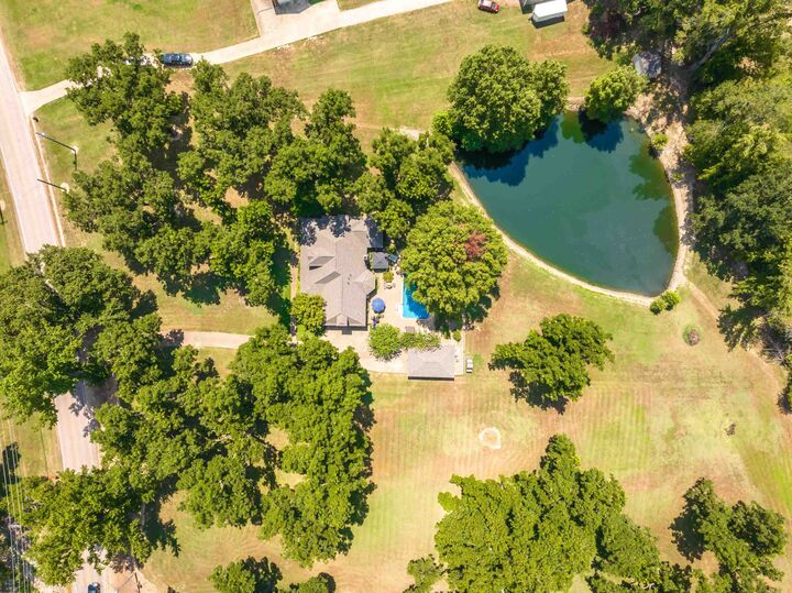 Property Photo: 6119 Brunswick Rd TN 38002