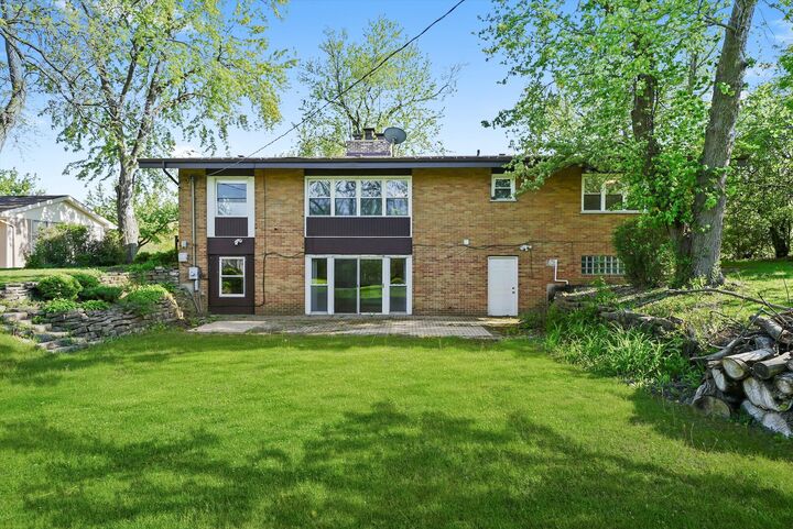 Property Photo: 2747 Perry Road IL 60422