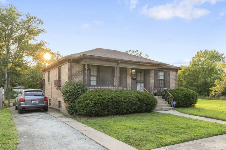 Property Photo: 14920 Hoyne Avenue S IL 60426