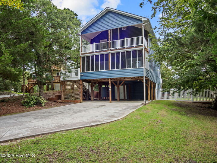 Property Photo: 136 Pinewood Place NC 28594