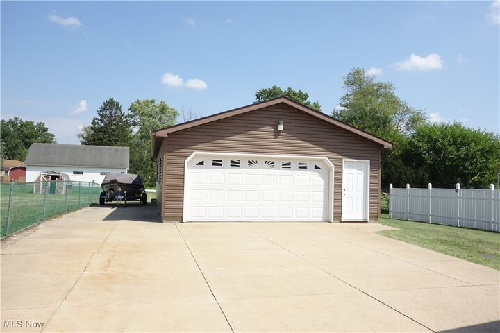 Property Photo: 955 Center Road OH 44216