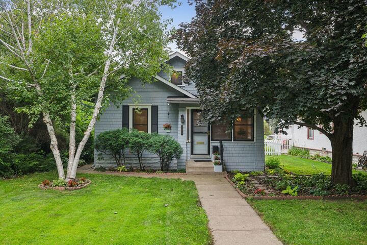 Property Photo:  2929 44th Avenue S  MN 55406 