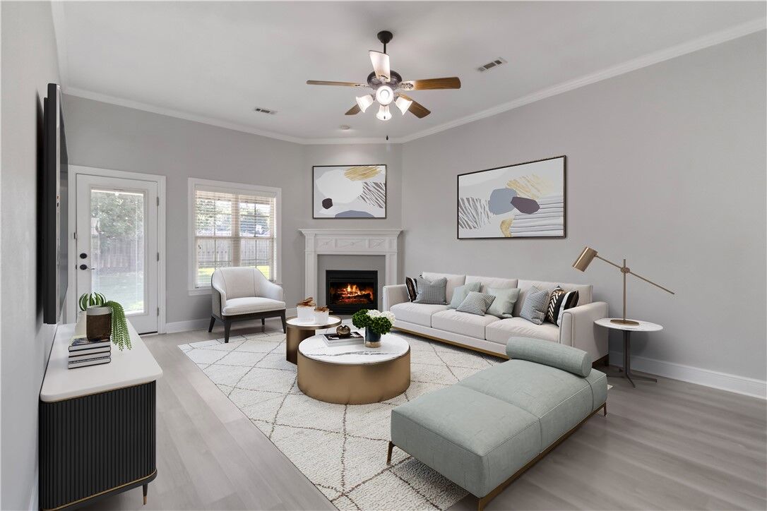 Property Photo: 536 N Fox Meadows Lane AR 72704