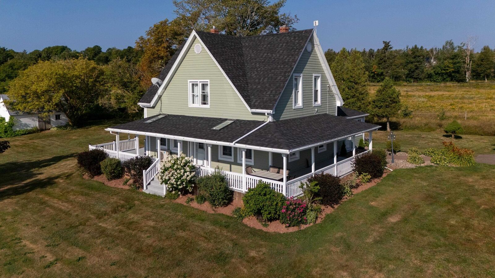 Property Photo: 1010 St.catherine'S Road PE C0A 1C0