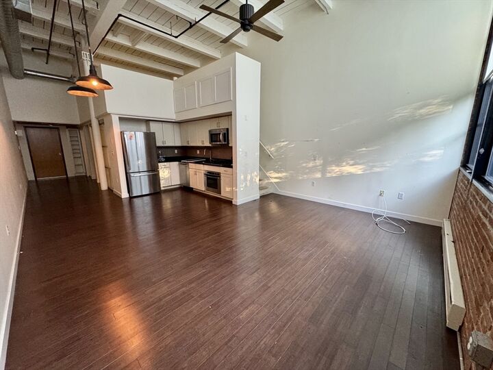 Property Photo: 1 Aberdeen Way 107 MA 02138