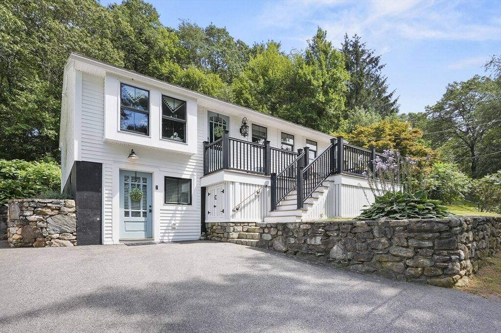 Property Photo:  7 Harris Avenue  MA 01527 