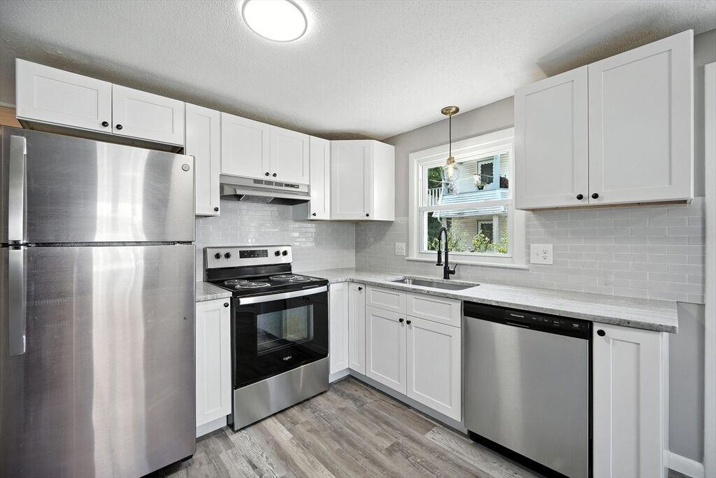 Property Photo:  55 Governor St  MA 01104 