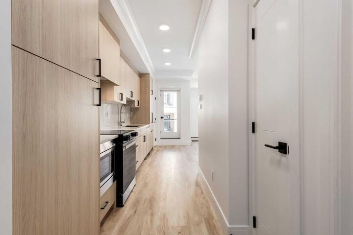 Photo de la propriété: 330 Dieppe Drive SW 117 AB T3E 2L4