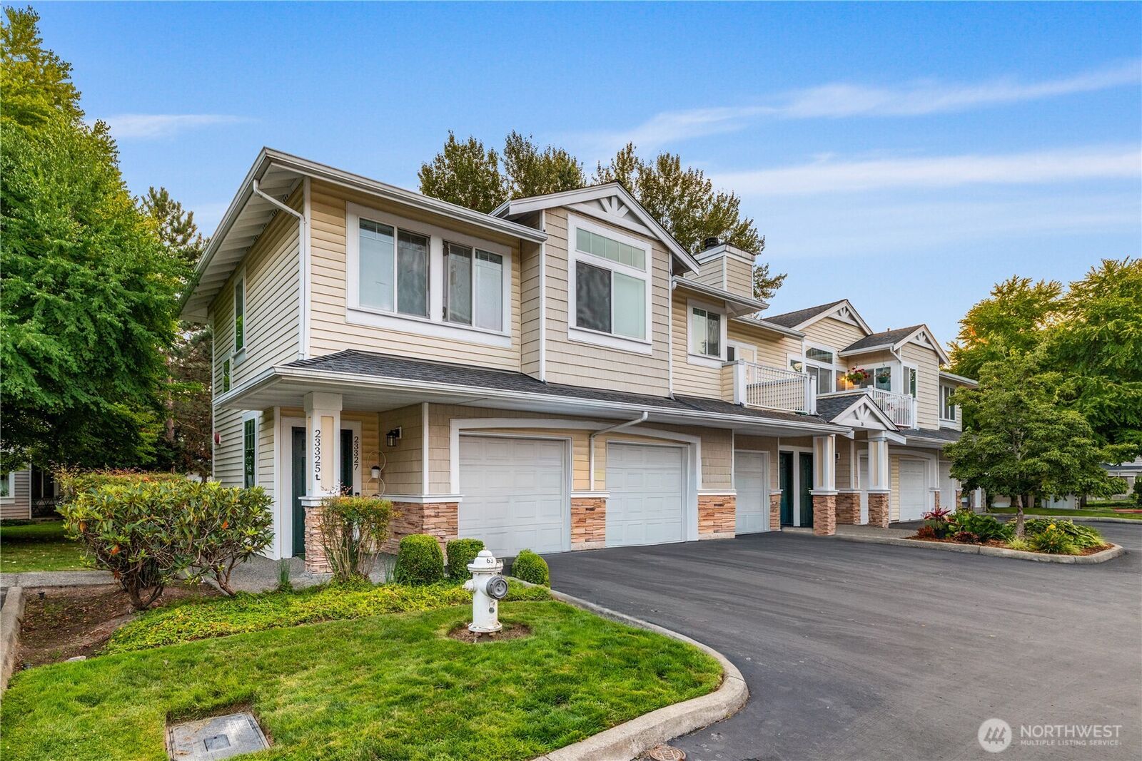 Property Photo:  23325  59th Place S 16-1  WA 98032 