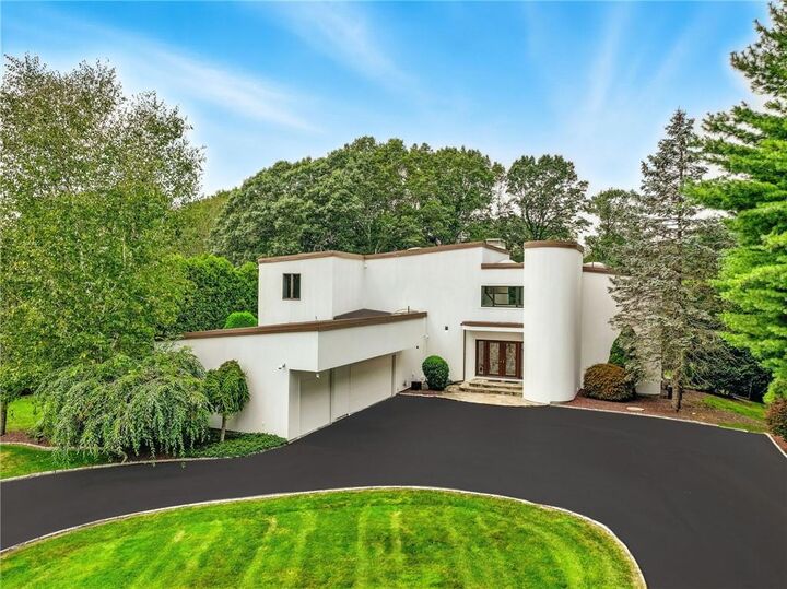 129 Valerie Court  Cranston RI 02921 photo