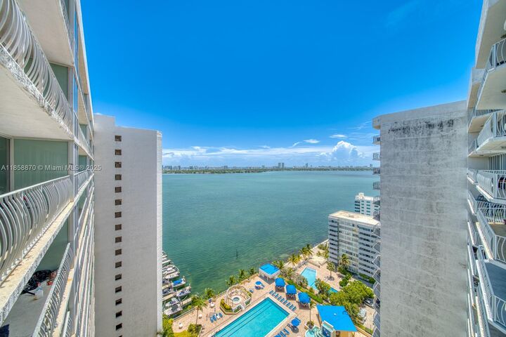 7601 E Treasure Dr 2424  North Bay Village FL 33141 photo