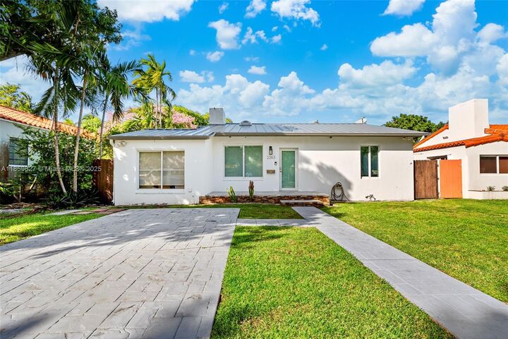 Property Photo:  2263 SW 21st St 0  FL 33145 