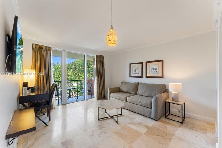 Property Photo: 2951 S Bayshore Dr 506 FL 33133