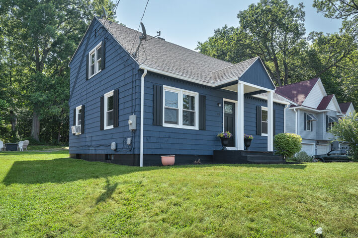 56 Jefferson Avenue  Middletown CT 06457 photo