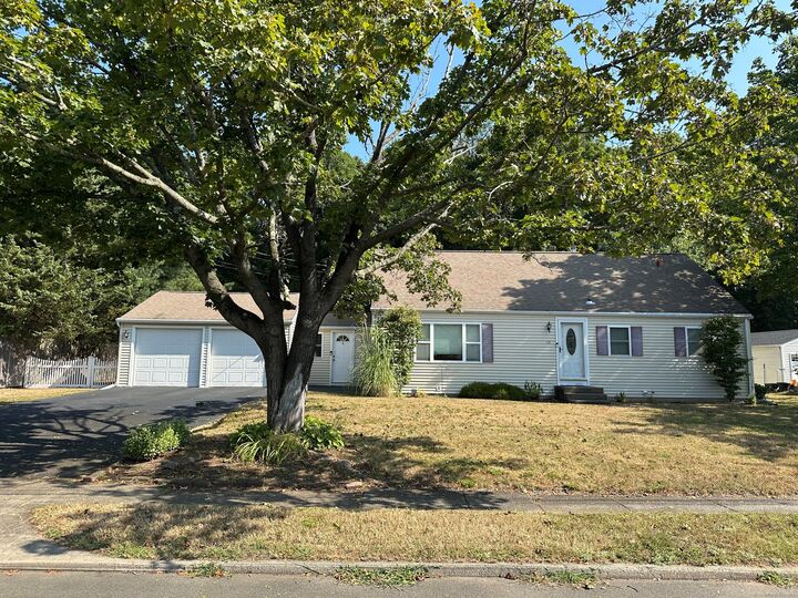 Property Photo:  20 Pamela Drive  CT 06460 