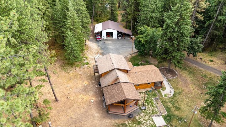 Property Photo:  13615 E E Randall Rd  WA 99021 