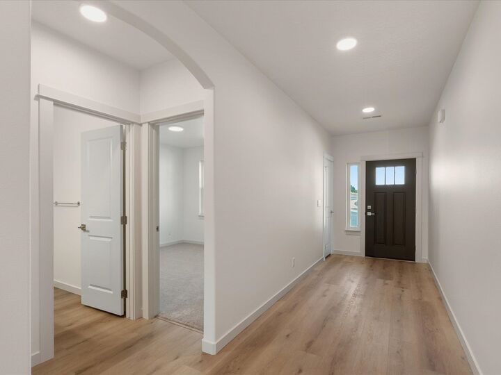Property Photo:  18110 E Barclay Ct 1/4 Hudson  WA 99016 