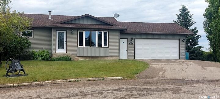 Property Photo: 918 Anton Place SK S0A 4J0