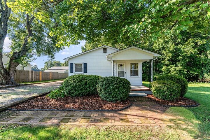 544 Edgewood Street  Kernersville NC 27284 photo