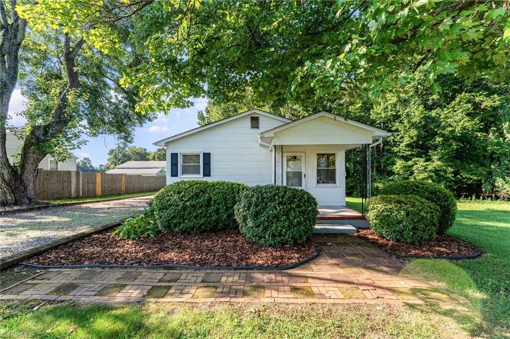Property Photo:  544 Edgewood Street  NC 27284 