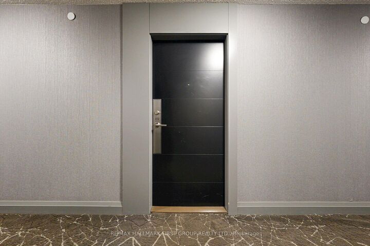 Property Photo: 525 Adelaide Street W 312 ON M5V 0N7