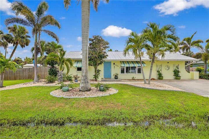 3020 Palm Dr  Punta Gorda FL 33950 photo