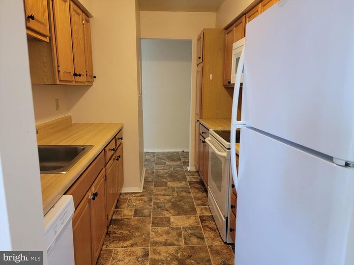 Property Photo:  810 Charlotte Way 303  PA 17025 