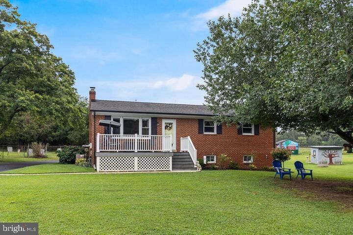 Property Photo: 16201 Saint Phillips Road MD 20608