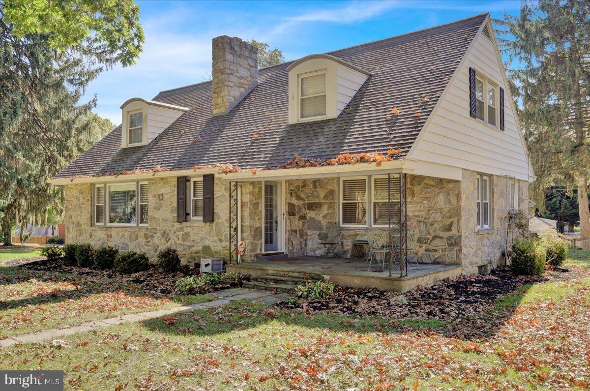 Property Photo:  1980 Park Plaza  PA 17601 