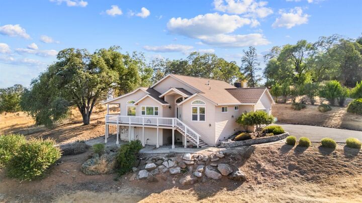 20500 Blackberry Pond Lane  Sonora CA 95370 photo