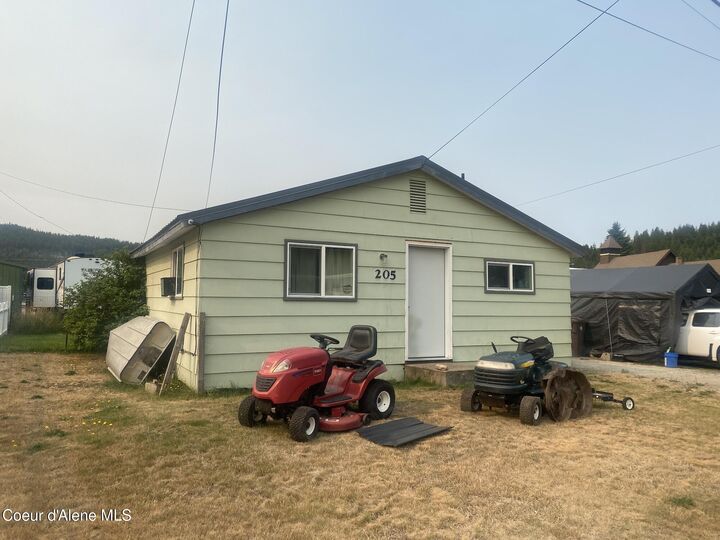 205 Kellogg Ave  Pinehurst ID 83850 photo