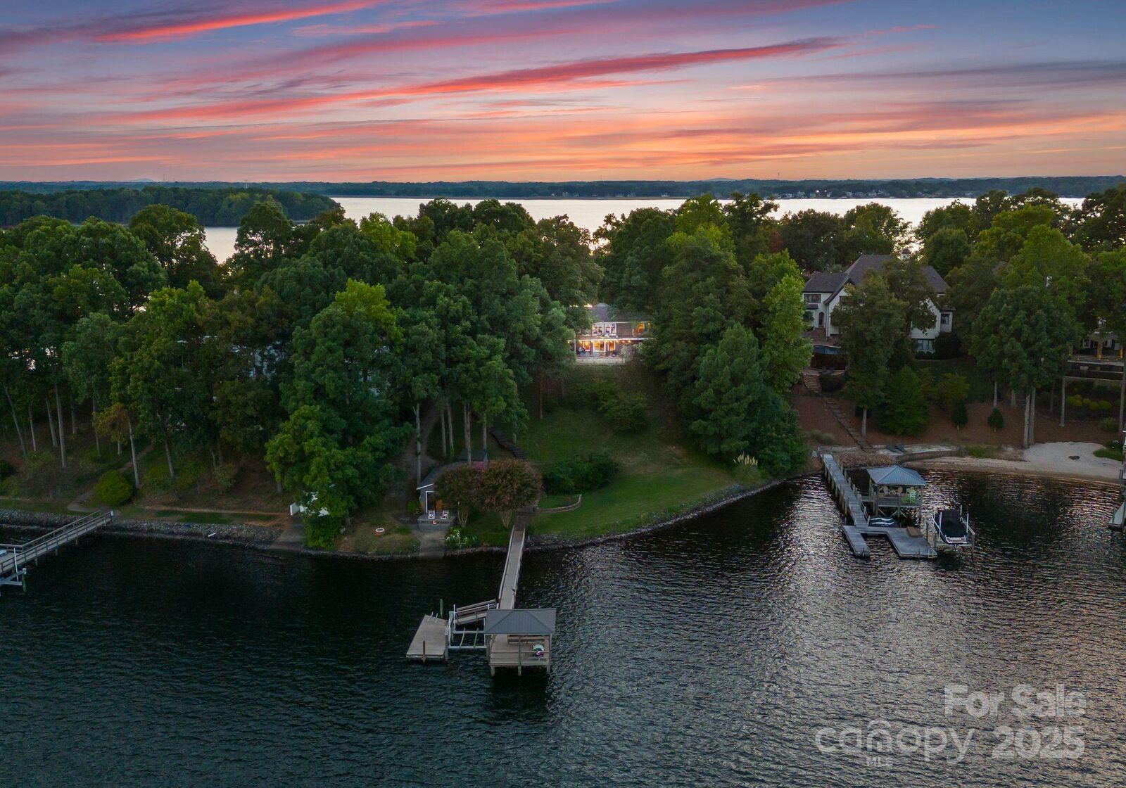 Property Photo: 16318 Belle Isle Drive NC 28031