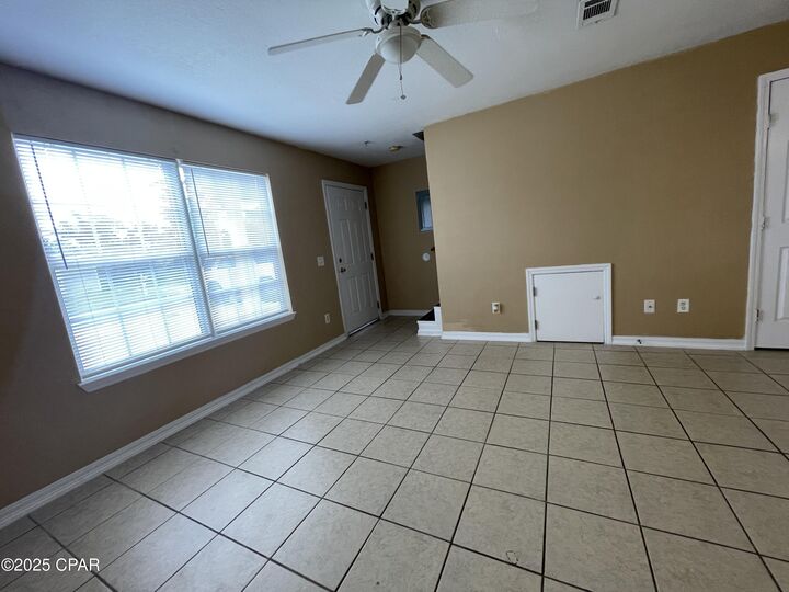 Property Photo: 1803 Hickory Avenue C FL 32401