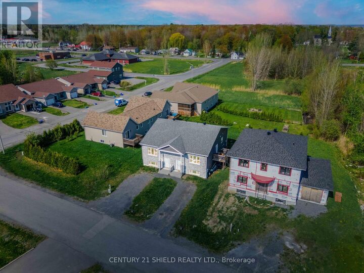 Property Photo: 6371 Monument Way ON K0C 2C0